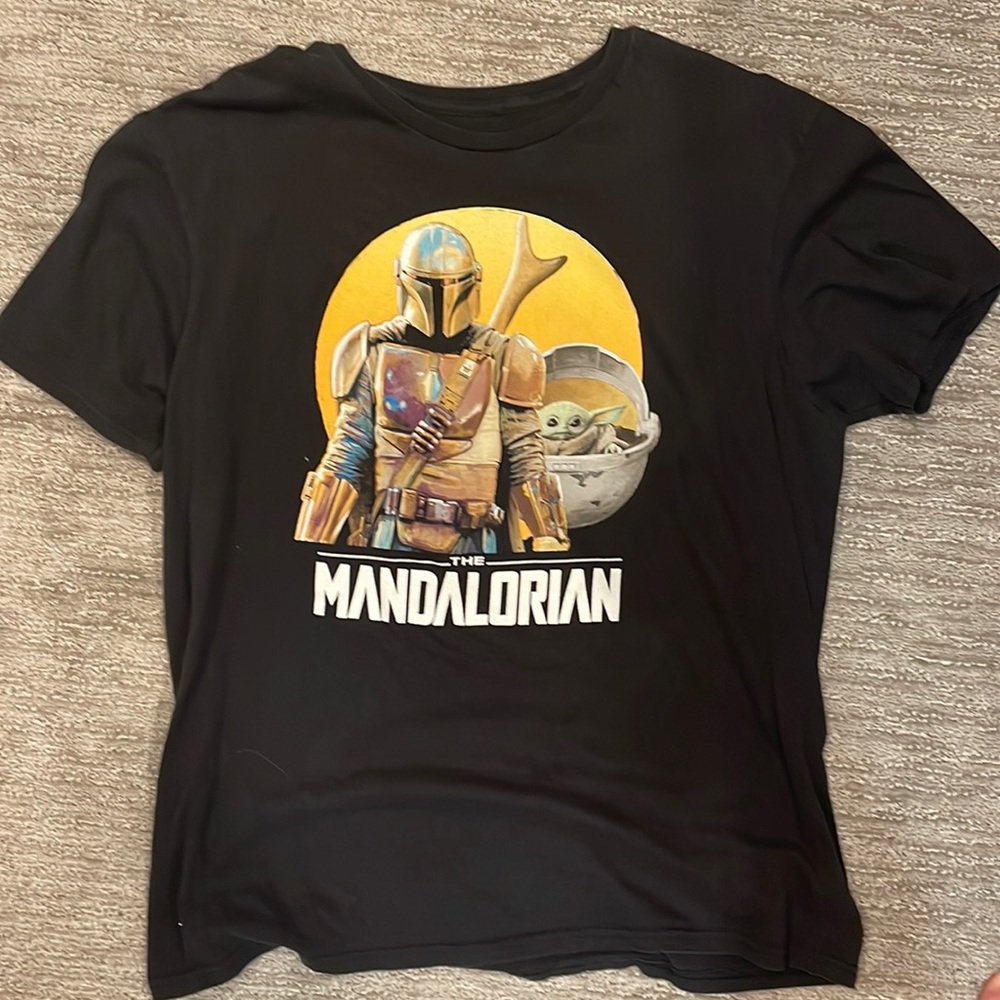 Men's XL Star Wars Mandalorian Graphic Tee